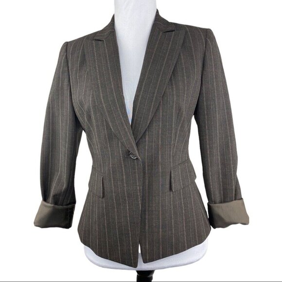 Tahari ASL Women's Brown and Tan‎ Pinstripe One Button Preppy Blazer 4/35.25" - Picture 2 of 14